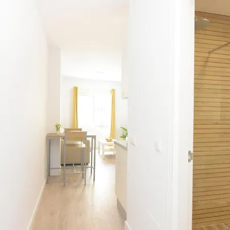 Recién Reformado En El Centro De